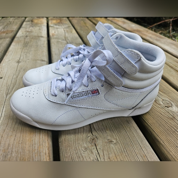 Reebok Freestyle high top sneakes, size 7 - Picture 6 of 10